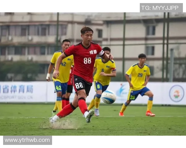 成都足球队的节奏揭秘：激情与梦想交织的绿茵传奇